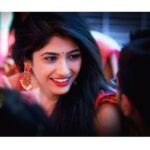 Roshni Prakash Instagram - Catching a glimpse. ✨