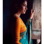 Roshni Prakash Instagram - She carried a thousand lights inside her heart, and a thousand lights carried her. - Vatsal Surti ✨