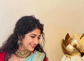 Roshni Prakash Instagram - ಸೊಬಗು 🥀