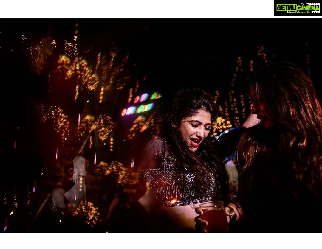 Roshni Prakash Instagram - Dancing like no ones really watching. 💃 . #bringingvishtogether ❤️ . . P.C : @minchuproductions @shreyaanka @sujaynaidu ✨