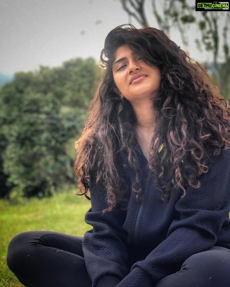 Roshni Prakash Instagram - Lost Soul. Special for one main reason. 🐻❤️ Kodaikanal, tamil nadu