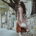Roshni Prakash Instagram - Main character energy 🔅 Styling : @thrivewithpushpa Photography: @photonimage_by_daran London, United Kingdom