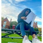 Roshni Prakash Instagram - BRB, Reading my dream. 🤎🎬 #actorslife #scriptready #letsgoforatake Ipswich, Suffolk