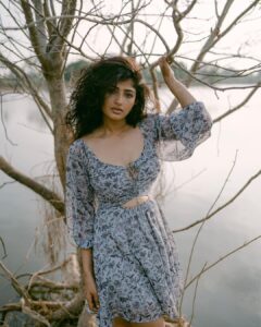 Roshni Prakash Instagram - Solivagant ✨

📸 : @ganeshphotography1
