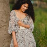 Roshni Prakash Instagram - Never posting on time as per the usual. @ganeshphotography1 🫰🏼