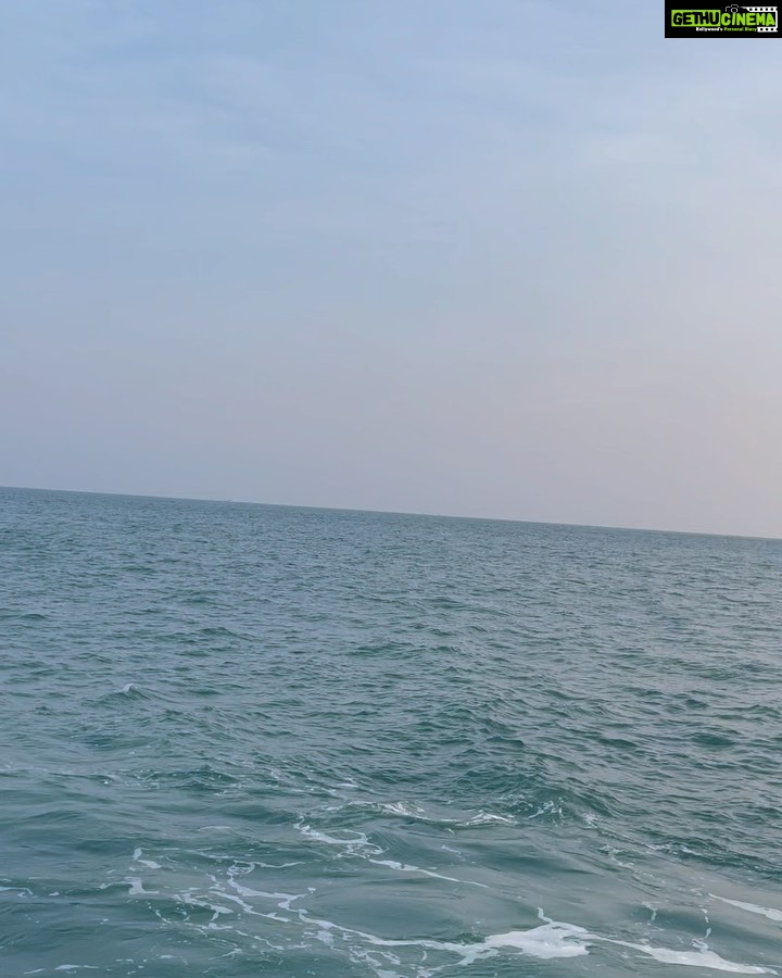 Roshni Prakash Instagram - Life recently ☀️🐚🏝️ Pic 1 : A thirst to explore lead me to this place. Absolute bliss. 📍Somewhere between Nagercoil and Keeriparai. Pic 2 : Post pack up on our way to the hotel, decided to play with tides. Best decision ever. Pic 3 : My pretty amma was my home away from home. ❤️ Pic 4 , 5 , 6 : Made some new friends. Meet Rudra, Charvi and Maha. What beautiful eyes man! Pic 7 : Rudra showed me where & how to chill like a boss. Pic 8 : Tanned and happy. I blame the beach. Pic 9 : Woke up at 4 am on my only off day to witness this. Worth it. ✨ Pic 10 : Kanyakumari serving me with insane sunset views. I’m sold. 🫶 Kanyakumari-கன்னியாகுமரி