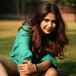 Roshni Walia Instagram - All my feels ☀️ . . . Photography- @ziaulhaque Styled by - @_heena1396 . . . #fashion #sunlight #postive #feels #photooftheday #instagram #nike #sneakers #jordan #roshniwalia #green #explore #foryou ☀️🔚 India