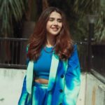 Roshni Walia Instagram - I love how through social media we get to experience and find new talent ✨ What a beautiful cover it is! Glad to make a reel on it 🤗 . . . . #reels #support #song #cover #terenaina #bollywood #singer #roshniwalia #hindi #bollywood #explore #trending 🔚 India