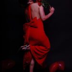Roshni Walia Instagram - Happy Valentine’s Day ❤️🥰❤️ . . . . 💃- @the_clothingfactory @zaamo.official 📍 @madstudioofficial 📷 @ronakza143 . . #red #reddress #valentines #roshniwalia #roses #ootd #potd ✨🔚