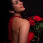 Roshni Walia Instagram - Happy Valentine’s Day ❤️🥰❤️ . . . . 💃- @the_clothingfactory @zaamo.official 📍 @madstudioofficial 📷 @ronakza143 . . #red #reddress #valentines #roshniwalia #roses #ootd #potd ✨🔚