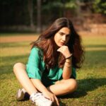 Roshni Walia Instagram - All my feels ☀️ . . . Photography- @ziaulhaque Styled by - @_heena1396 . . . #fashion #sunlight #postive #feels #photooftheday #instagram #nike #sneakers #jordan #roshniwalia #green #explore #foryou ☀️🔚 India