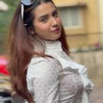 Roshni Walia Instagram - Play well live well … Only at @cashcrush.io . . . #ad #collaboration #roshniwalia #explore #alleyesonme #trending 🔚