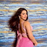 Roshni Walia Instagram - Desi barbie in the house 🥹💓 . . Outfit by - @the_adhya_designer . . . #pink #saree #desi #barbie #pinksaree #insta #roshniwalia #cute 🔚 India