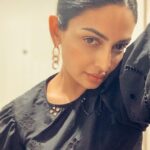 Rubina Bajwa Instagram - 🖤