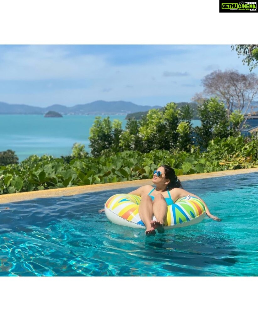 Rucha Hasabnis Instagram - Life is cool by the pool . . #birthdayweek #phuket