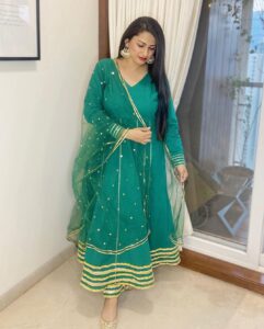 Rucha Hasabnis Instagram - Glow up baby 🧚‍♂️
.
.
Outfit : @lavanyathelabel 
PR : @issavibe_pr
