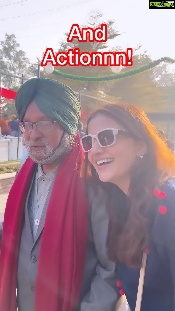 Rukshar Dhillon Instagram - As 2022 comes to an end you cannot miss these cuties participating in my madness and being true OG’s😎🤩 This is definitely my best reel of the year♥️ Do you guys agree?😃 #2022 #memories #love #family #og