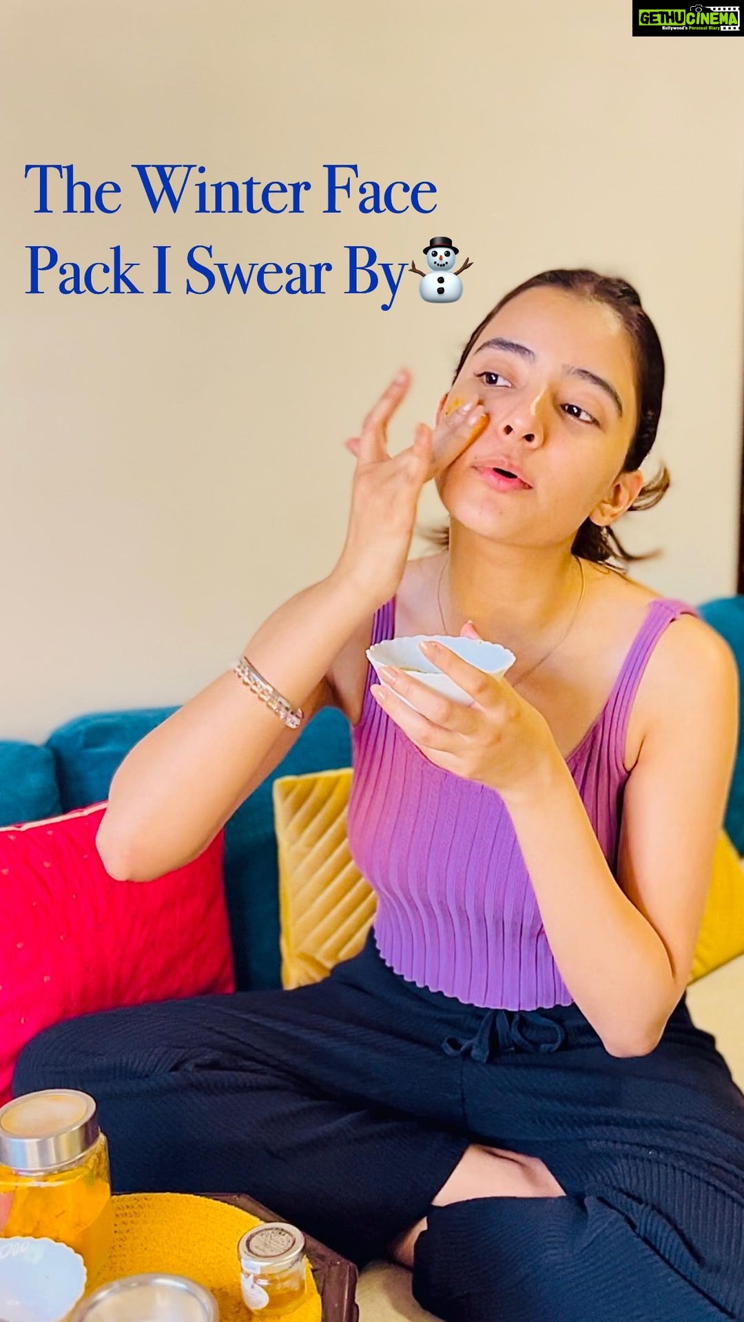 Rukshar Dhillon Instagram - Here is my go to Winter Face Pack for you to keep your skin feeling jolly this festive season!🥰⛄️ Super quick, easy and effective. Do try it out & let me know if it helped your skin💛 #winteriscoming #skincare #rdnjoy #healthyskin #homemade #skincareroutine #selflove