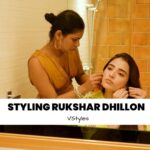 Rukshar Dhillon Instagram - V-Styles Episode 5: The gorgeous @rukshardhillon12 😍 I was in a mood for vintage, very classy very aesthetic and a contrasting look which is vibrant and sporty. So that’s exactly what I did. This isn’t her usual style but I think she looks absolutely amazing! Outfit 1: Vintage - We went for a green sweater with a green printed slit skirt. A necklace with white drops and a pair of classic black boots. Outfit 2: A neon coord set with a statement earring, very poppy and out there! Which look did you like better? Make and hair by @makeup_hairbynidhi Shot and edited by @mohitpanwarofficial . . . . . . . . . #VStyles #vasundharadaga #stylingvideo #vintagelook #sportylook #vibrantlook #stylingrukshar #rukshardhillon #fashionableoutfits #stylingaestheics #comceptualisation #explorepage #reelitfeelit #reelkarofeelkaro