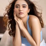 Rukshar Dhillon Instagram - Will pin the most mind-blueing caption See you in the comments!💙 @pranil_chintewar @makeupbykashmira_ @seena_hair143
