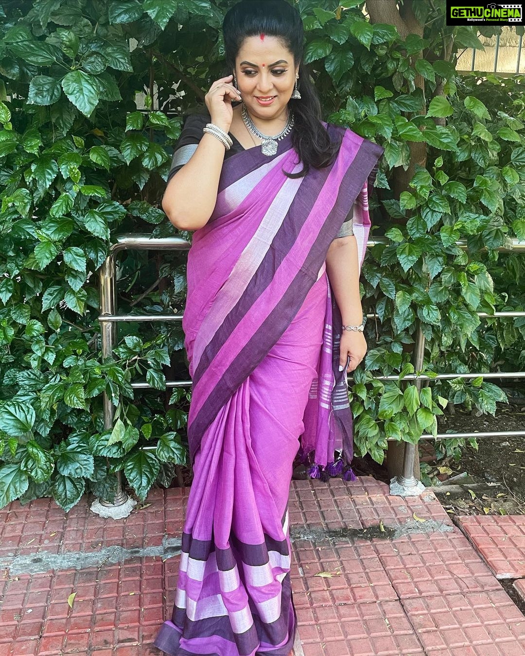Rupa Sri Instagram - Having the dream is easy, making it come true is hard💫💜 Saree collection from @ashas_womens_collection