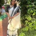 Rupa Sri Instagram - Happiness is not out there, it’s in you!!🥰💖 @ashas_womens_collection 🥻🥰