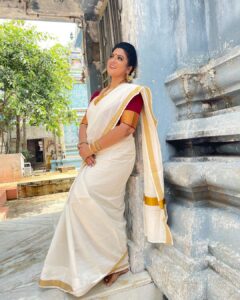 Rupa Sri Instagram - Happy thiruvonam to all….🌼🪔🌺