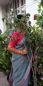 Rupa Sri Instagram - Video courtesy 🥰😍 by- @lisha_hema kutty

Happiness is the best makeup.... 

🥰😘😍🥰😘😍🥰😘😍