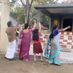 Rupa Sri Instagram - Pongal ku our fun dance💃🤪with @thamaraiselvisarathy_official @lisha_hema