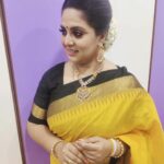 Rupa Sri Instagram – On a great evening at 8th Vijay Television Awards

Make up and hairstyle by @j_makeover_artistry111 Thank You for your makeover😘❤️