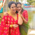 Rupa Sri Instagram - 2k23 First reel with my ilakkiya marumagazhl ♥️ @saregamatamil @suntv #reelsinstagram #suntvserial #ilakkiyaserial #instagram
