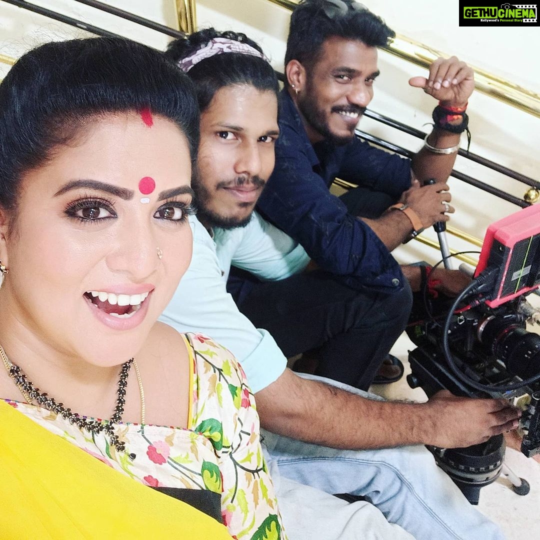 Rupa Sri Instagram - The only secret behind a good day is a good attitude...Have a happy day guys 💫 @rahimanreneesha @renju.mani Trivandrum, India