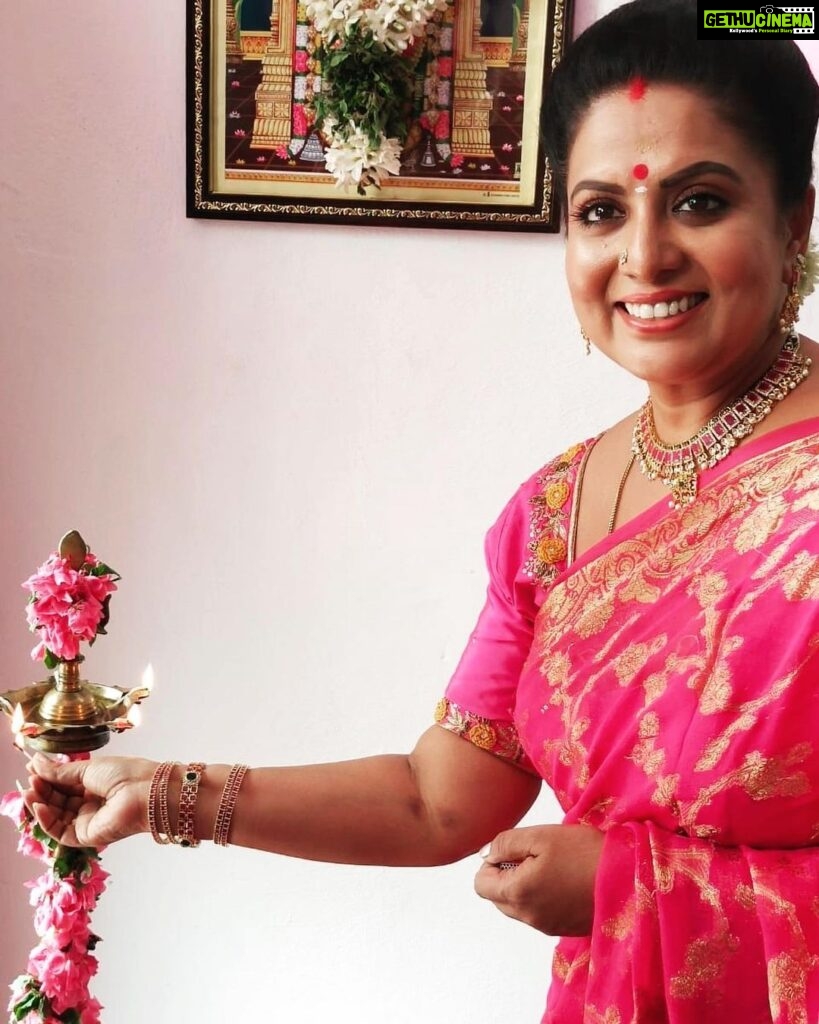 Rupa Sri Instagram - Happy Vinayagar Chaturthi to all🥰💗