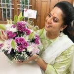 Rupa Sri Instagram - You all made my birthday so special sending me this beautiful flower bouquet!!🥰😍💖 Thank you so much for @vijaytelevision @kriskuty Sir @balachandran_ratnavel Sir @pradeepmilroy Sir