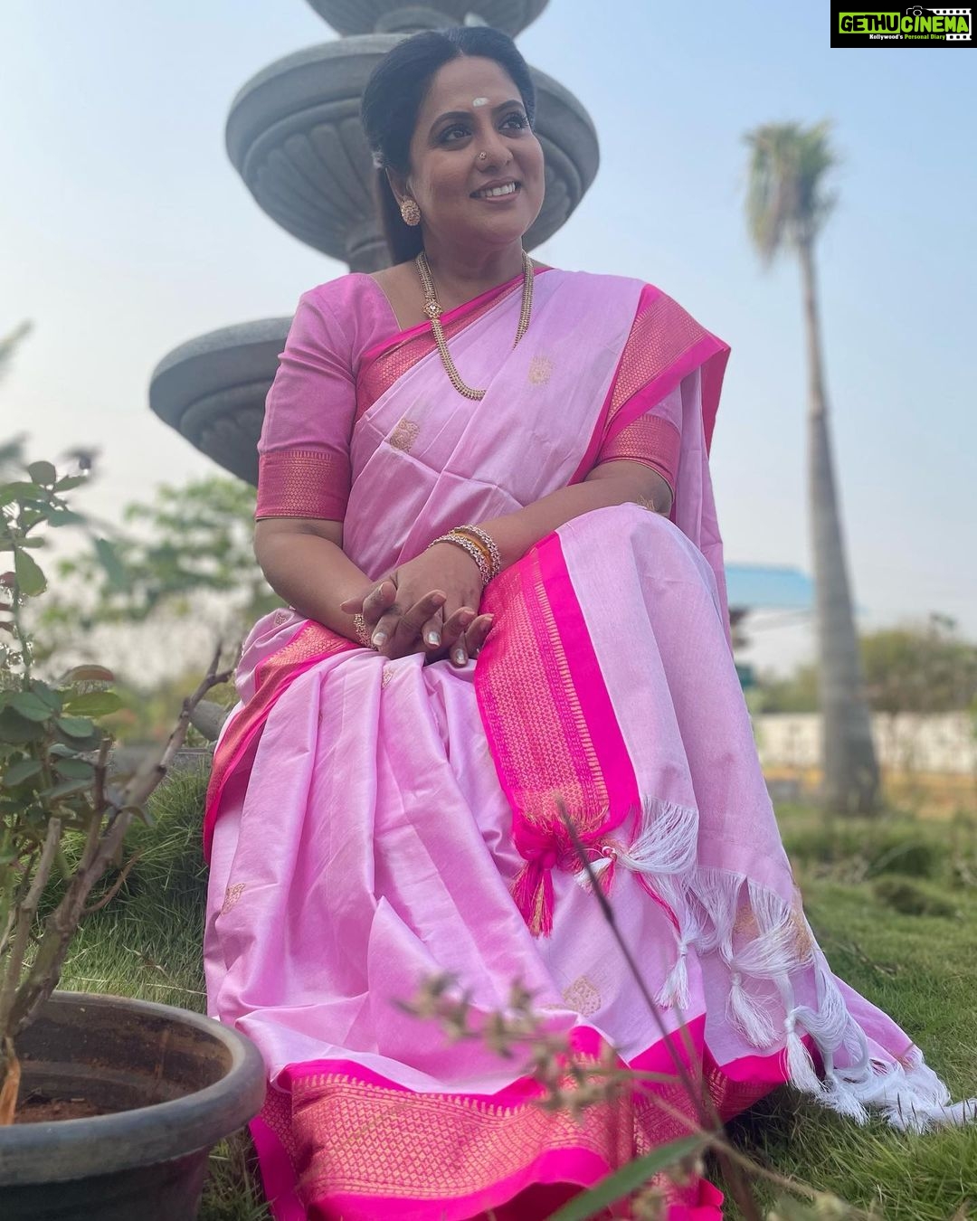 Rupa Sri Instagram - Hi Good Morning BK-2 @vijaytelevision Saree: @ashas_womens_collection . . #bharathikannamma