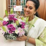 Rupa Sri Instagram - You all made my birthday so special sending me this beautiful flower bouquet!!🥰😍💖 Thank you so much for @vijaytelevision @kriskuty Sir @balachandran_ratnavel Sir @pradeepmilroy Sir