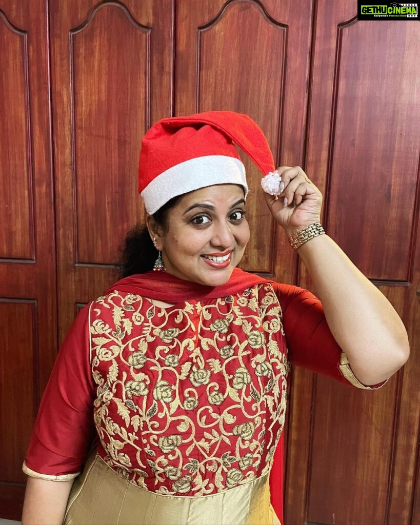 Rupa Sri Instagram - Merry Christmas y’all🎅🎄💕