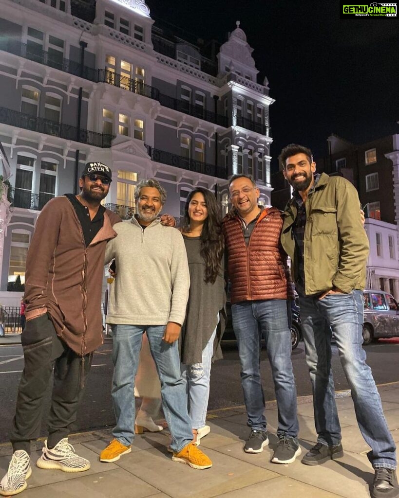 S. S. Rajamouli Instagram - The #RoyalReunion for all of us in London!! Excited for tomorrow’s unique rendition of #Baahubali background score at the @RoyalAlbertHall..:) London, United Kingdom