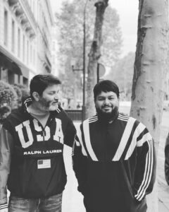 S. Thaman Instagram - ON our New Journey To Make Some New Records #trivikram Sir ✊ @urstrulymahesh gaaru ❤️
@haarikahassine  #SSMB28 🎸🎛