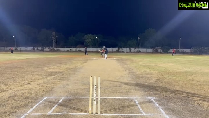S. Thaman Instagram - Almost a good length ball Jus was a little short 🔥🤟🏽❤️ Wacked it for a maximum ⭐️🙌🏿🙌🏿🙌🏿 #CABA #thamanHitters #Hyd #Cricket 🏆