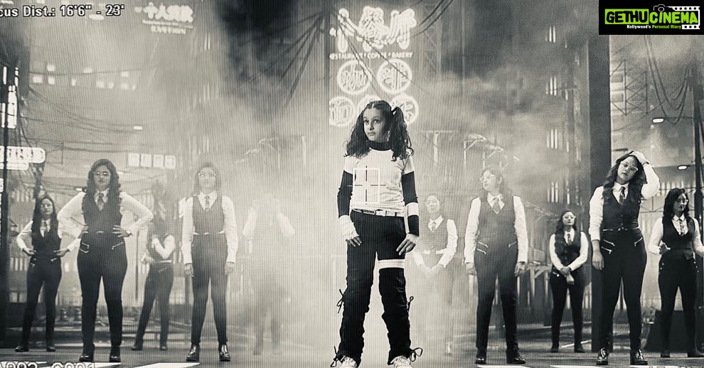 S. Thaman Instagram - We Had Great Fun Shooting this #PennySong Video Ft With Our Darling Princess #Sithara @sitaraghattamaneni π Super Cute π₯° With Some Craziest Energy βοΈ. We are Set with Our Super Number #PennySong Thanks to Our Very Own Beloved #SuperStar @urstrulyMahesh gaaru β₯οΈ Itβs #PennySong Day π₯π₯π₯π₯π₯π₯