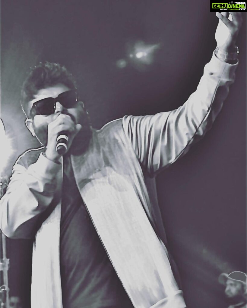 S. Thaman Instagram - #Peace & #love 💥🔊 Believe in urself ✨ Keep kicking the Negativity Around U Let’s win over it ✊🔊🔥 #thaman ⚡️