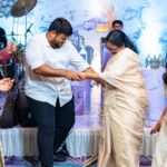 S. Thaman Instagram – Fulllll siggguuuu pappammm 💃💃💃💃 My very Own #Buttabomma Amma 😘😘👧👧