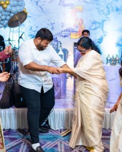 S. Thaman Instagram - Fulllll siggguuuu pappammm 💃💃💃💃 My very Own #Buttabomma Amma 😘😘👧👧