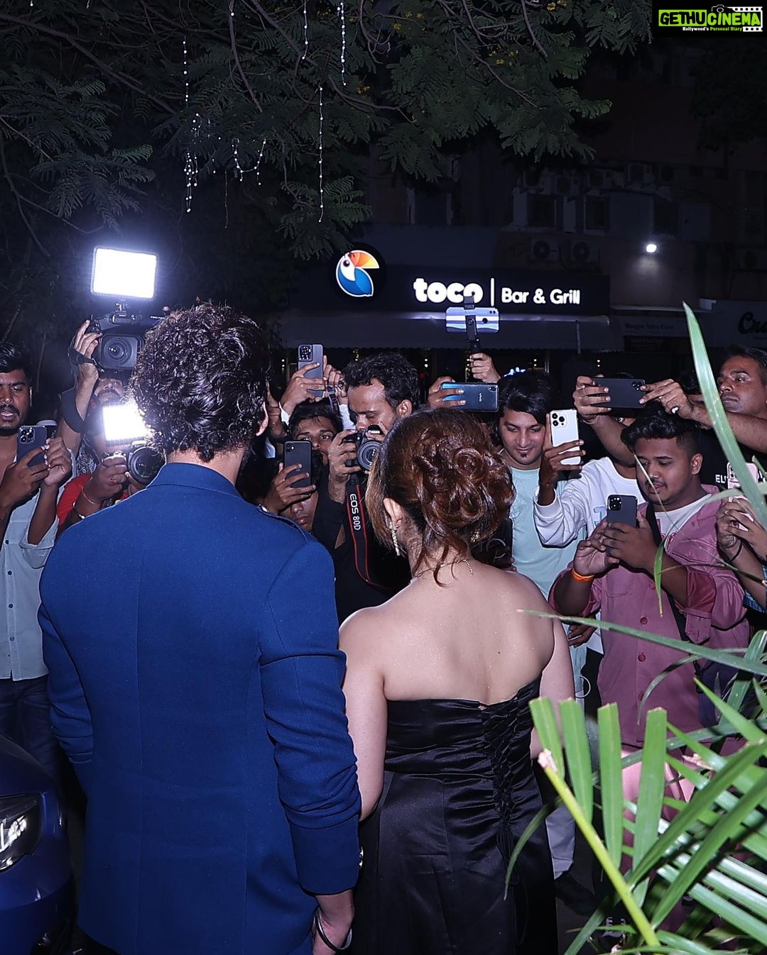Saba Khan Instagram - Night to remember Dooriyan Launch Party 🎉 . Designer - @ddeepraa Mua - @sunny_makeup_artist . . #sabakhan #songlaunch #gratitude