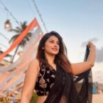 Saba Khan Instagram – Suraj hua Madham ☀️ 
.
.
.
#sabakhan #beauty #love #sunset #bliss