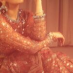 Saba Qamar Zaman Instagram - Sitaaron Ki chamak hoon mein 🤩❤️ Bus andhi ki tarah larti jao, rukti kyun ho? Karti jao.... 🕊️💫 Muse: @sabaqamarzaman Brand: @theworldofhsy Exclusively available at @laamofficial Photography: @shahbazshaziofficial Videography Director: @nusairrahman.photography Set: @saadamjed16 Hair & Makeup: @theshoaibkhan.official Stylist: @mamoontariq Script: @rameez_haider Creative Director: @hassanhsy