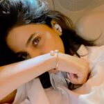 Saba Qamar Zaman Instagram - ⛄️♾️🤍