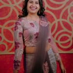 Sadhika Venugopal Instagram - Happy to be a part of Paramedics venture eve which happened at adlux angamaly on last week . Thankyou so much kamal for inviting me to be a part of this lovely Eve. Paramedics in vogue & Doctors in vogue Costume @soucikabridal by @kamalrajmanickath 📸 @sreek_uttan Adlux International Convention & Exhibition Centre