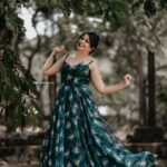 Sadhika Venugopal Instagram - 🖤🖤🖤🖤🖤 🖤🖤🖤🖤🖤🖤🖤 👗 @nova_fashion_boutique_by_brind 📸 @aneesh_motive_pix Loc @aakkulam Akkulam Lake